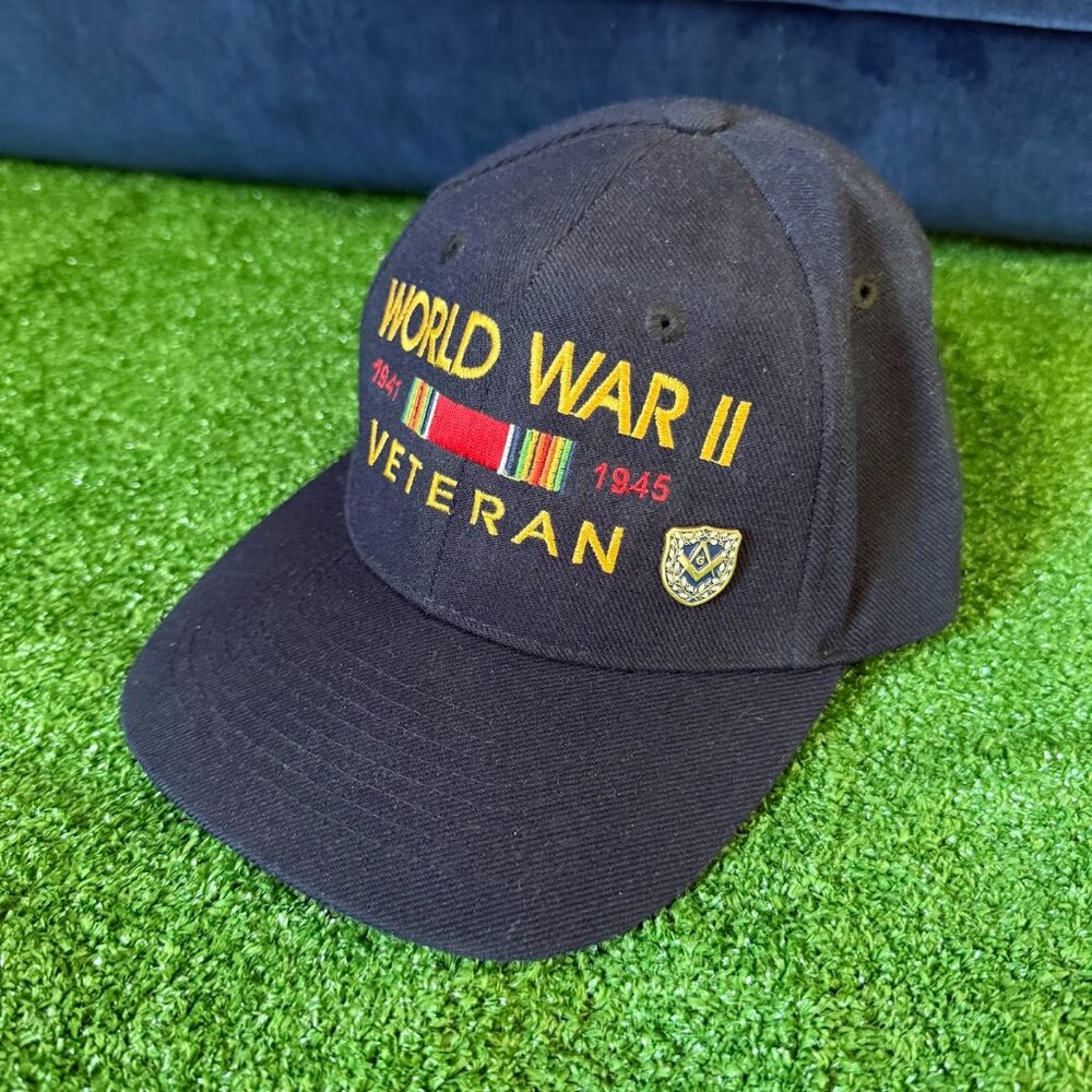 World War II Veteran Baseball Black Hat Cap Size OS with Masonic Metal Pin